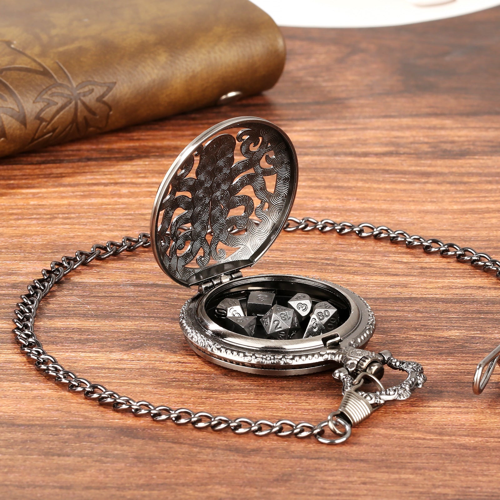 Thick Chain Octopus Symmetrical Pocket Watch Dice Set, Equipped With 7 Mini DND Dice