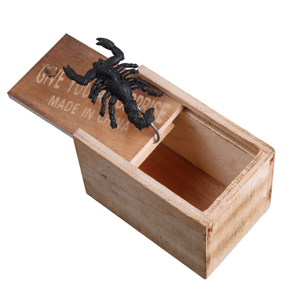 Prank Spider Wooden Scare Box Trick